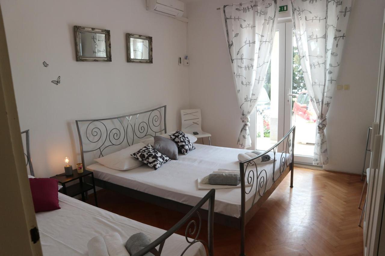 אומיס Apartments Joko מראה חיצוני תמונה