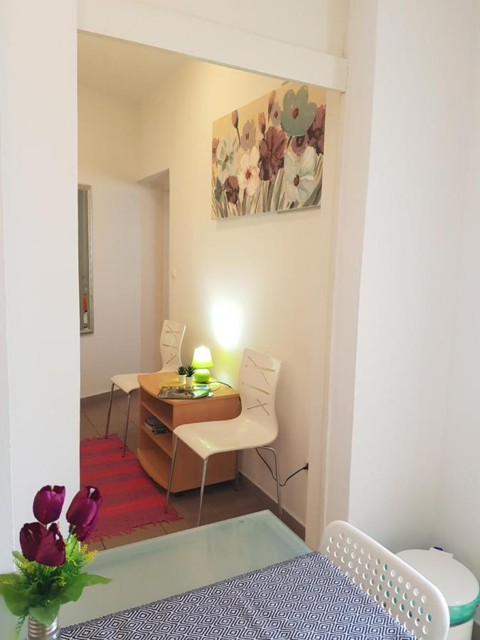 אומיס Apartments Joko מראה חיצוני תמונה